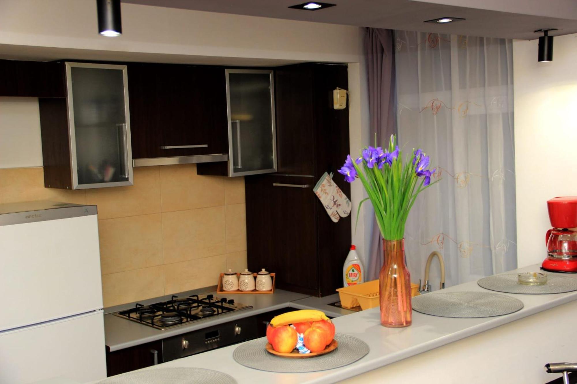 John Residence Apartment Brasov With Parking Option Buitenkant foto