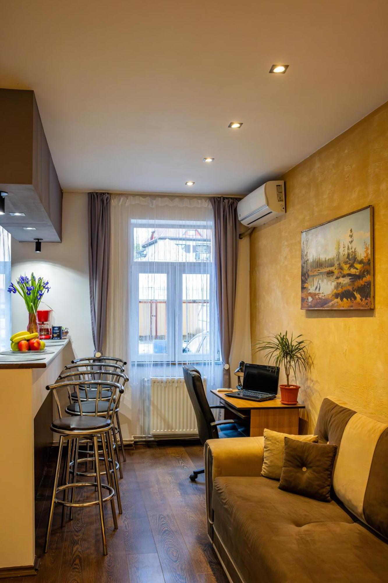 John Residence Apartment Brasov With Parking Option Buitenkant foto