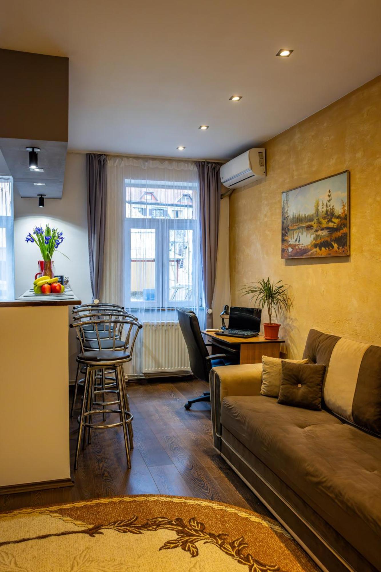 John Residence Apartment Brasov With Parking Option Buitenkant foto